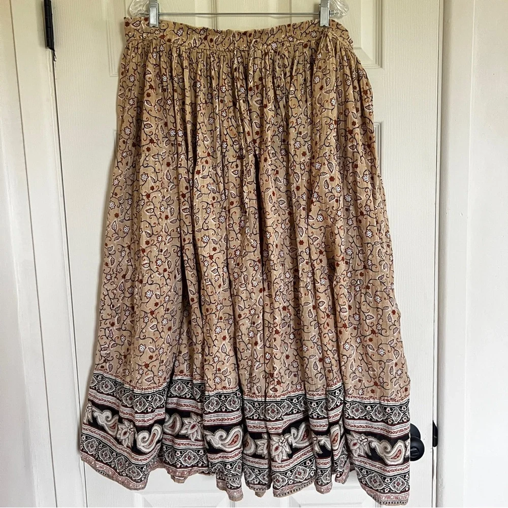 White Stag Brown and Black Maxi Skirt A-Line Casual‎